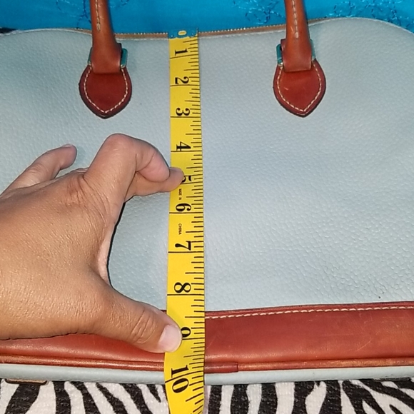 DOONEY AND BOURKE SATCHEL - Picture 4 of 16